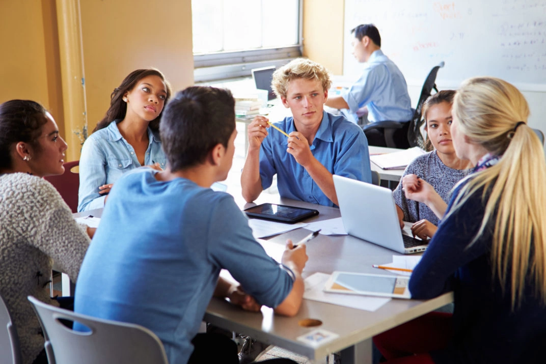 Docente madrelingua per ragazzi scuole medie e superiori